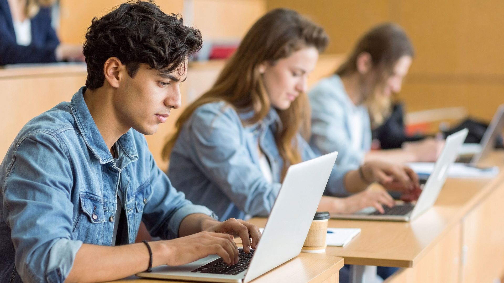 חינוך פיננסי לנוער